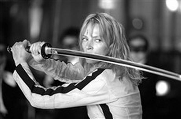 Uma Thurman spiller hovedrollen i Kill Bill. - Foto fra filmen 