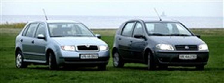 Skoda Fabia (t.v) og Fiat Punto - to oplagte konkurrenter i den lille dieselklasse. Foto: Jakob Ehrbahn 