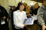 Interessen for retssagen er massiv. Her ankommer chefanklager Agneta Blidberg. - Foto: AP 