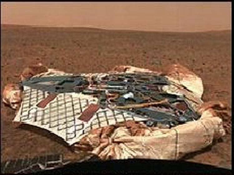 Spirit har taget et billede af landingsstedet på Mars. - Foto: NASA 