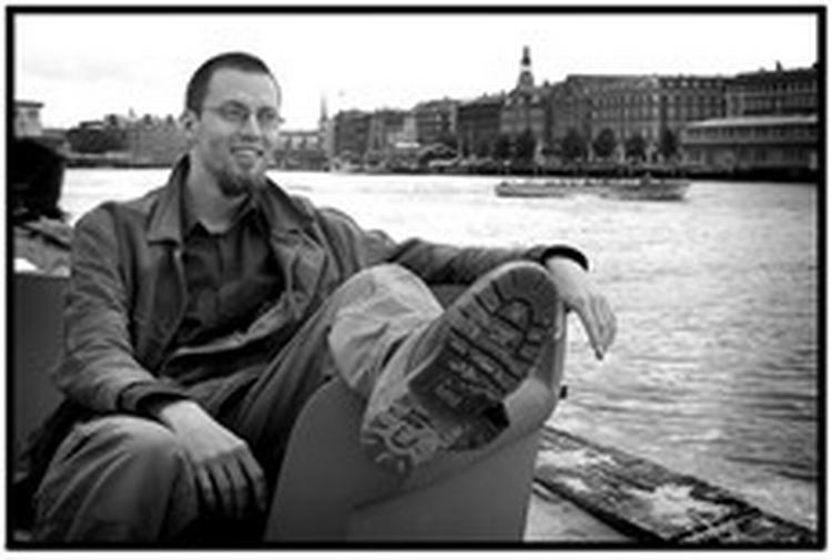 Struktør. Pianisten Jacob Anderskov er chefkomponist i gruppen Doctor Structure, som dyrker en form for frie musikalske arabesker. Med voksende held. - Foto: Jens Dresling. 