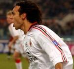 Forsvarsspilleren Nesta scorede det ene mål og Jon Dahl det andet, da Milan kvalificerede sig til semifinalen i den italienske pokalturnering. - Foto: AP 