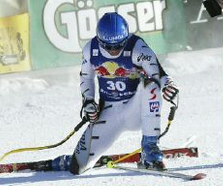 Eberharter fejrede sit gennemløb på Hahnenkamm - en af de hurtigste løb på pisten gennem tiderne. - Foto: AP 