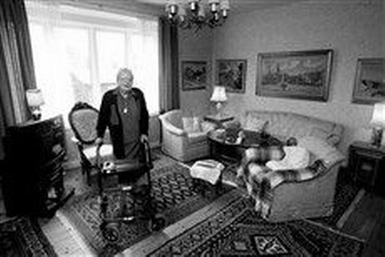 Edith Jensen har ialt haft 205 forskellige hjemmehjælpere. - Foto: Thomas Borberg 