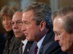 »Også jeg vil have kendsgerningerne på bordet«, siger præsident Bush. - Foto: AP 