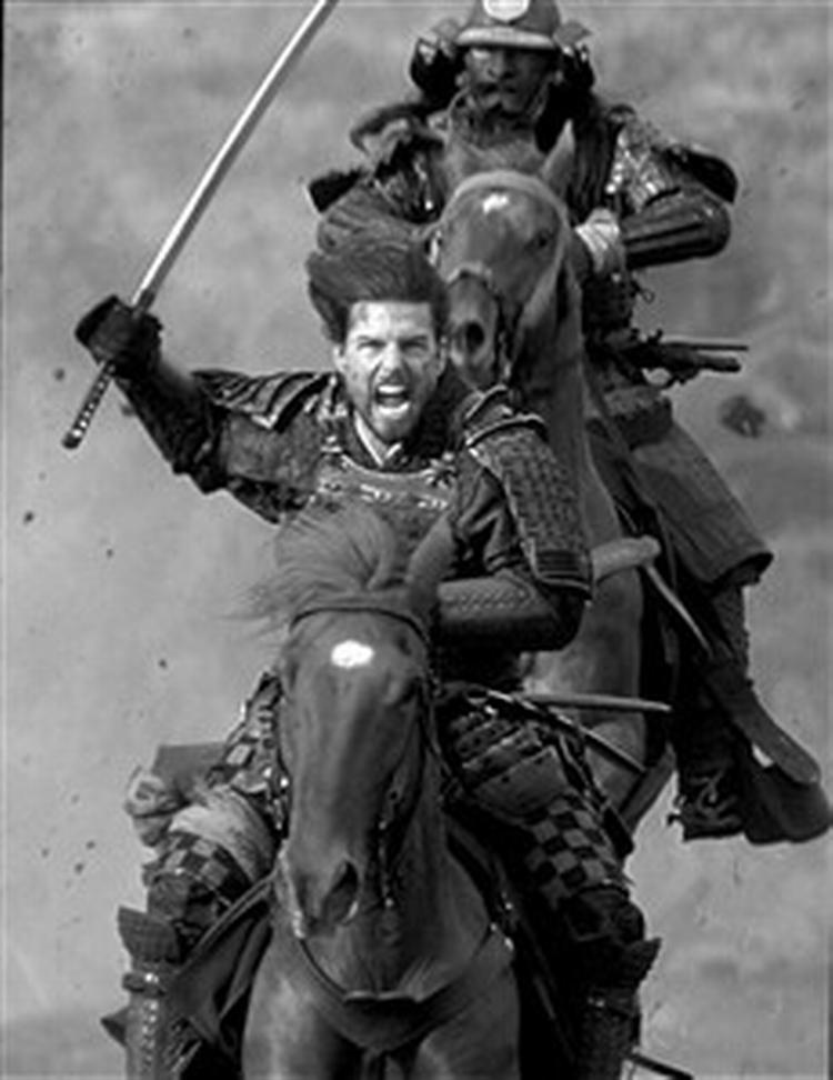 Soldat i nye klæder. Det er kampscenerne, de meget smukke naturbilleder og det fine skuespil, der gør 'The Last Samurai' til solid underholdning hele vejen igennem. - PR-foto 
