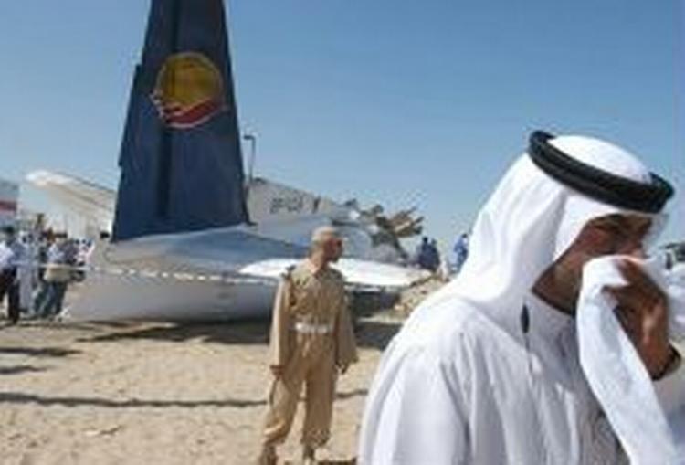 Flyet styrtede ned i nærheden af lufthavnen. - Foto: AP 