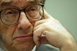 Selvom Alan Greenspan ikke umiddelbart ser tilfreds ud på billedet her, tror han alligevel på øget vækst i USA. - Foto: AP 