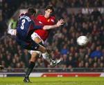 Ruud van Nistelrooy gjorde sin pligt og scorede et enkelt mål. Det var bare ikke nok. - Foto: AP 