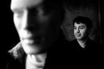 I dag sælger Saeid Ghasemily tøj. Egentlig er han uddannet ingeniør.   Foto: Peter Hove Olesen 