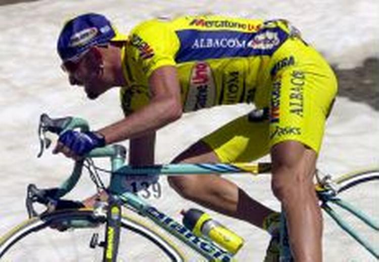 Pantani vil få et af de italienske bjergpas opkaldt efter sig. - Foto: AP 