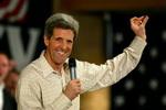 John Kerry har et tårnhøjt forspring i forhold til North Carolina-senatoren John Edwards. - Foto: AP 