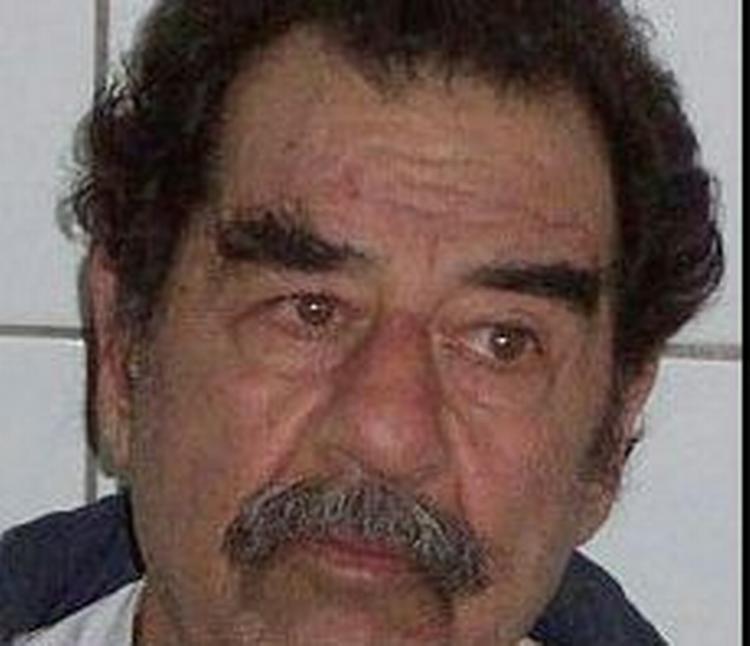 Saddam Hussein har ikke været i kontakt med omverdenen, siden han taget til fange 13. december. - Arkivfoto: AP 