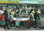 En 23-årig mand fra den palæstinensiske gruppe al-Aqsa Martyrbrigaderne menes at have udløst bomben. - Foto: AP 