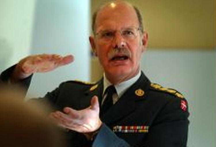 'Hvis man har svært ved at acceptere udspillet fra den regering, som man tjener, så har man et problem', skriver forsvarschefen i et brev til de militære chefer. - Foto: Finn Frandsen 