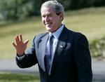 George W. Bush er overbevist om, at det bliver en opslidende kamp om præsidentposten. - Foto: AP 