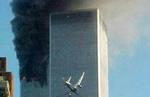 USA gik i chok, da to fly torpederede World Trade Center 11. september 2001. Indtil videre har kun én mand fået dom for forbrydelsen, og nu bliver hans sag genoptaget. - Arkivfoto: AP 