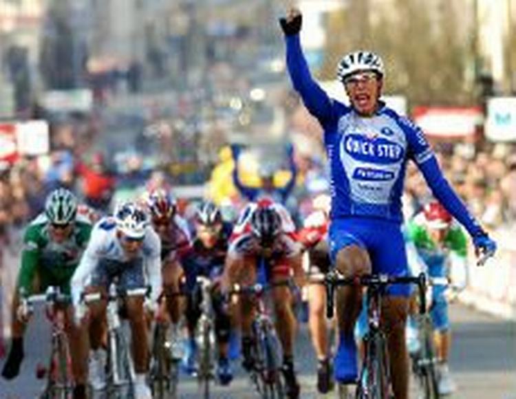 Spanieren Pedro Horrillo fra Quick Step vandt etapen, men det var CSC, der styrede løjerne. - Foto: AP 