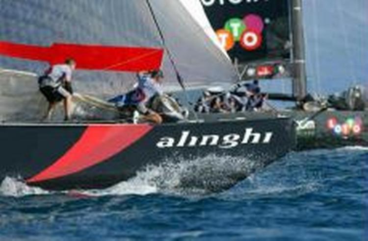 Jesper Bank føler tiden arbejder imod et dansk Americas Cup prijekt. - Arkivfoto: AP 