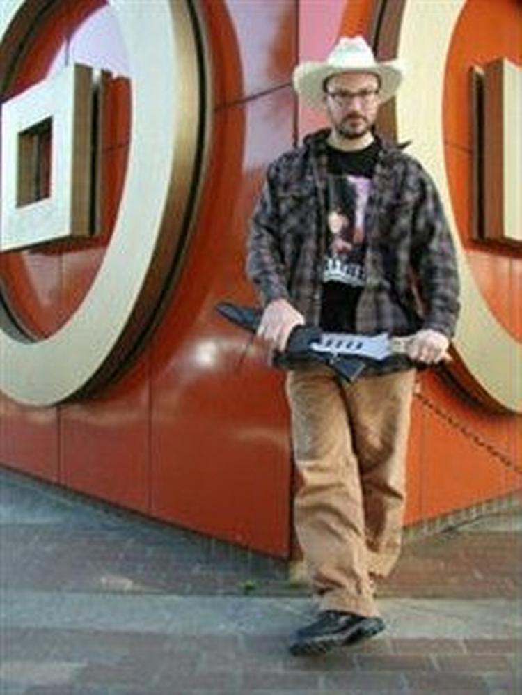 'Supressive Acts I-X' er ét stort uhøjtideligt idékatalog. - PR-foto 