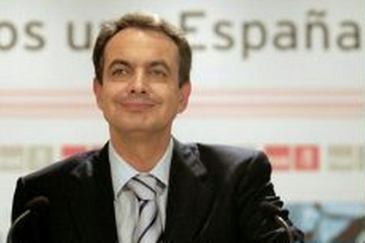 Jose Luis Rodriguez Zapatero vil ikke sætte en dato på den spanske tilbagetrækning fra Irak. - Foto: AP 