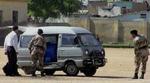 Bilen blev fundet uden for det amerikanske konsulat i havnebyen Karachi. - Foto: AP 