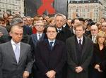 EU-ledere i Bruxelles samlet for at mindes ofrene i Madrid. - Foto: AP 
