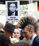 Demonstranter i Basel, Schweiz. - Foto: AP 