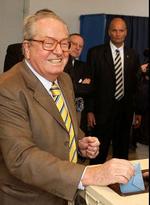 Le Pen har grund til at smile efter søndagens valg. - Foto: AP 