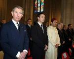 Prins Charles, Kronprins Frederik og Marokkos Prins Moulay Rachid ved statsbegravelsen for de 190 spanske bombeofre, der blev dræbt ved den værste terroraktion i Spanien nogensinde. - Foto: AP 