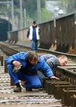 Bombeeksperter eksperter har onsdag aften uskadeliggjort det mistænkelige fund. - Foto: AP 