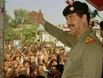 Inden Saddam Hussein invaderede Kuwait i 1990, havde han et venskabligt forhold til USA. - Arkivfoto: AP 