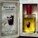 Et noget usædvanligt produkt, som der angivelig er et marked for i Pakistan: bin Laden-duftevand.   Foto: Arif Ali/AFP 