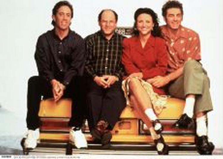 Der er ikke plads til Cramer, Elaine og George i de nye fem-minutters film om Jerry Seinfeld. - Foto: Cinetext 