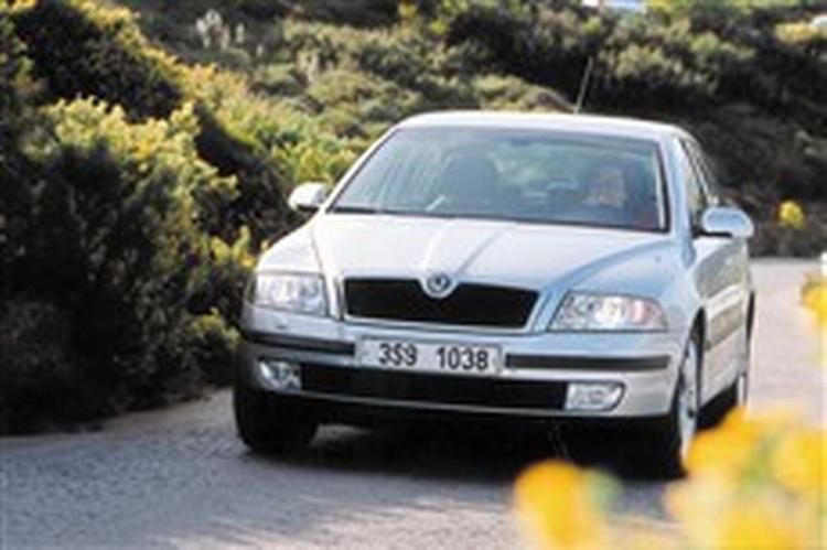 Den nye Skoda Octavia er nænsomt fornyet, men byder på mere plads. Foto: Skoda 