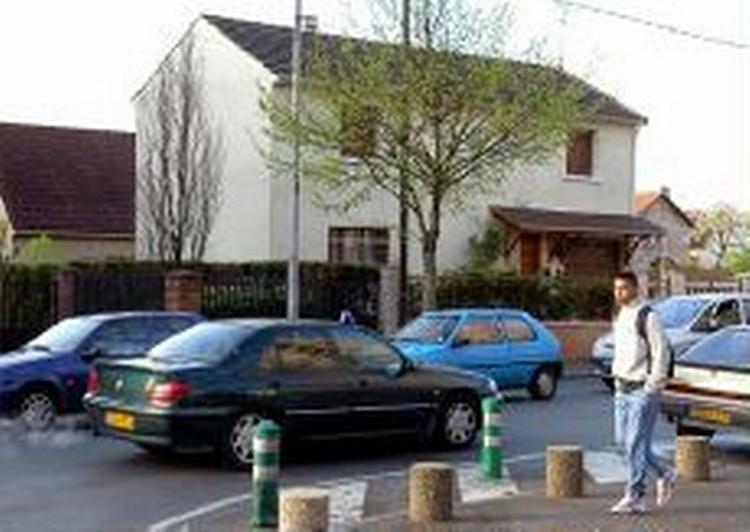 Et af de huse, som blev udsat fro razzia. - Foto: AP 
