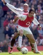 Robert Pires scorede et mål i sejren. - Foto: AP 