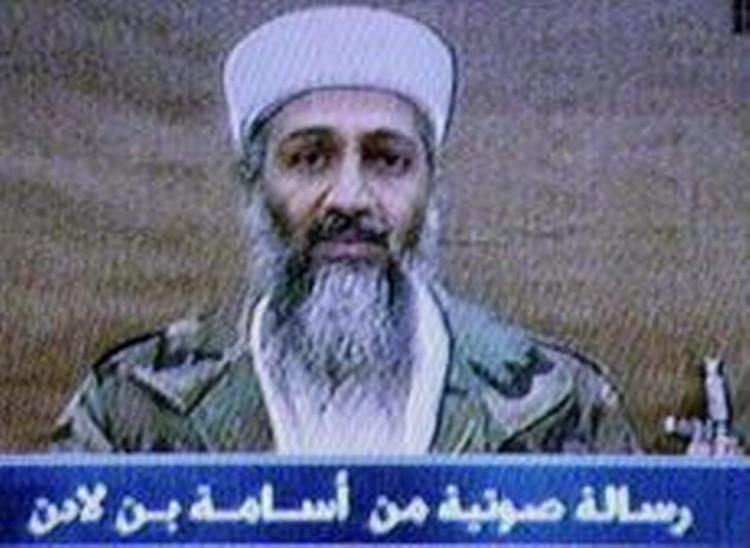 Osama bin Laden tilbyder Europa våbenhvile, samtidig med at han sværger hævn over Israel. - Arkivfoto: AP 