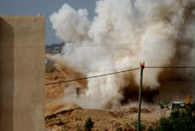 Israelerne rykkede ind for at bremse palæstinensisk beskydning af bosættelser med hjemmelavede raketter, oplyser den israelske hær. - Foto: AP 