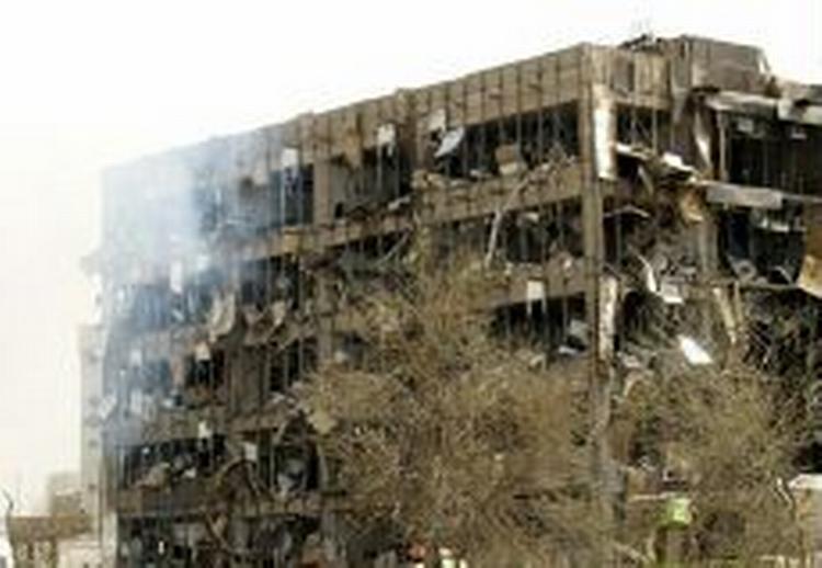 De saudiarabiske sikkerhedsstyrkers bygninger i hovedstaden Ryiadh blev smadret ved eksplosionen. - Foto: AP 