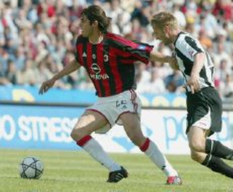 Martin Jørgensen jagter Kak. - Foto: AP 