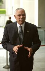 Den amerikanske udenrigsminister Powell siger, at 'noget af den irakiske regerings suverænitet skal gives tilbage eller begrænses'. - Foto: AP 
