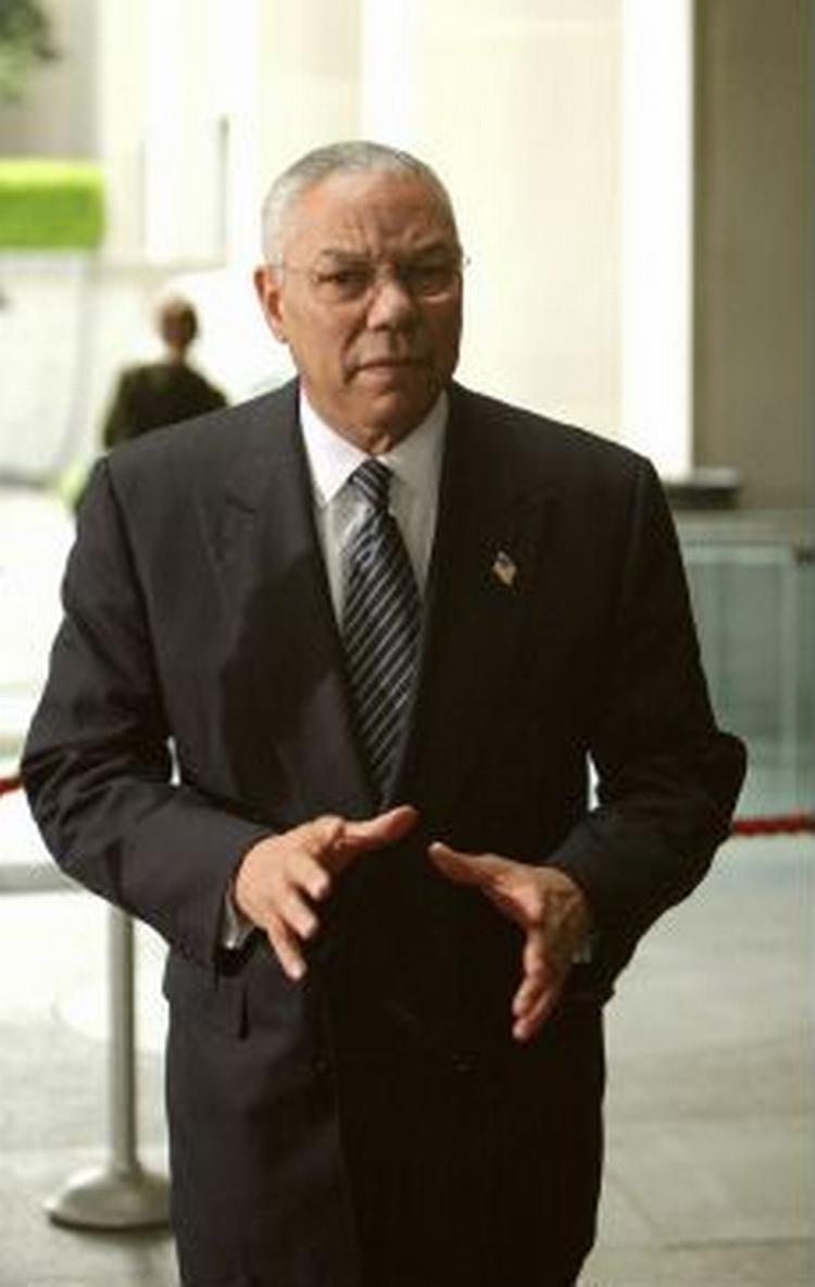 Den amerikanske udenrigsminister Powell siger, at 'noget af den irakiske regerings suverænitet skal gives tilbage eller begrænses'. - Foto: AP 
