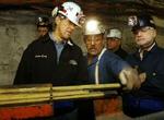 John Kerry har været nede i Glen Easton kulminen i West Virginia. - Foto: AP 