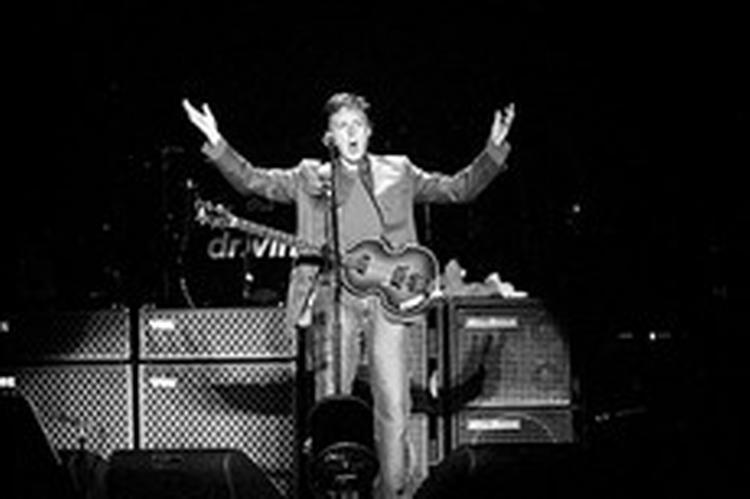 Paul McCartney kommer til Danmark i anledning af sin '04 Summer Tour'. - Foto: AP 