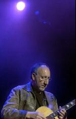Pete Townsend er én af de to musikere, der stadig er tilbage fra The Who. - Foto: AP 