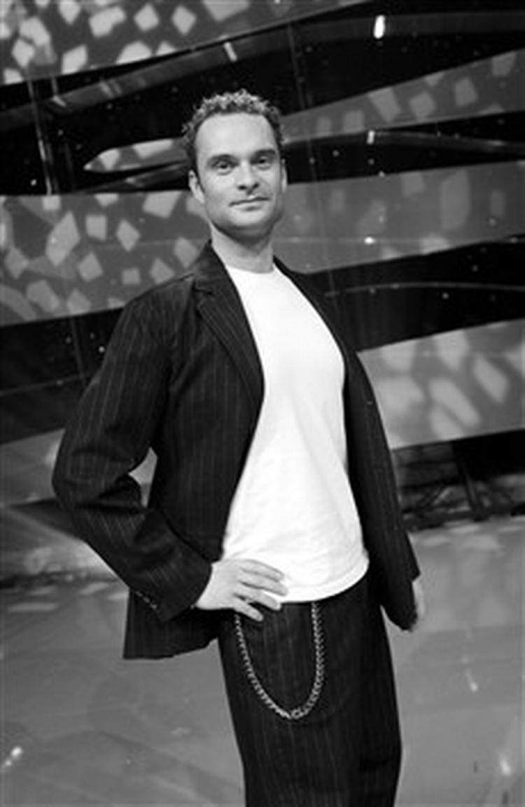 Tomas Thordarson jublede efter sejren i Århus med  Sig det  løgn , som nu hedder  Shame On You . på onsdag deltager han i semifinalen med 21 andre lande.   Foto: Rasmus Baaner 