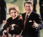 Det tidligere præsidentpar, Nancy og Ronald Reagan, mens Ronald Reagan stadig var rask. - Foto: AP 