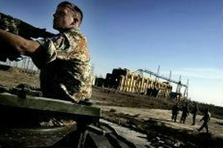 De danske soldater i Irak skal formentlig have et større område at passe på. - Arkivfoto: Jan Grarup 