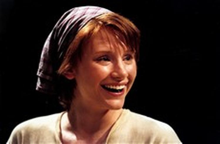 Bryce Dallas Howard jubler over sin rolle som Grace. - Foto: Astrid Wirth 